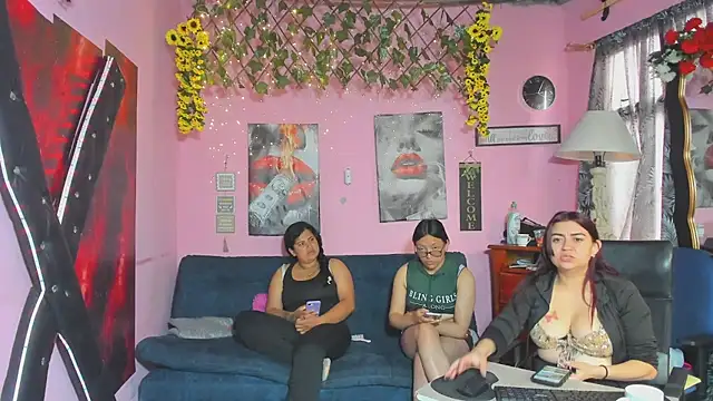 lesbiancuple online show from 04/01/26, 01:41