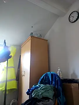 mario890605 online show from 11/25/25, 10:37