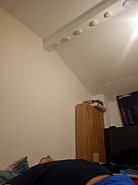 mario890605 online show from 02/03/26, 08:41