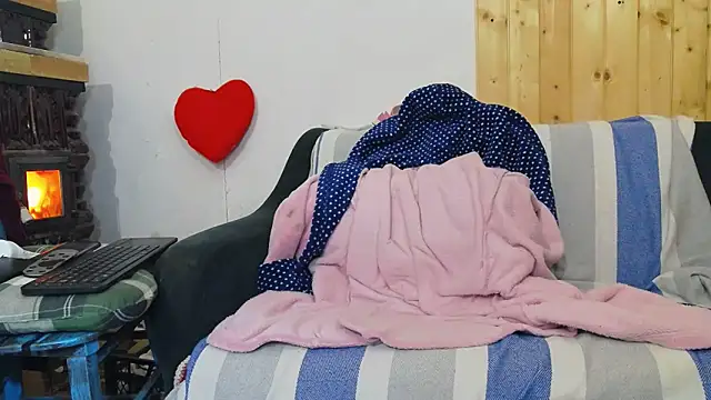 SquirtyMellissaLabia online show from 02/14/26, 02:19