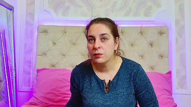 KarinaNoir online show from 04/02/26, 03:59