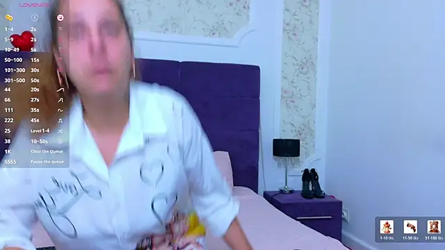 KarinaNoir online show from 07/09/26, 03:54
