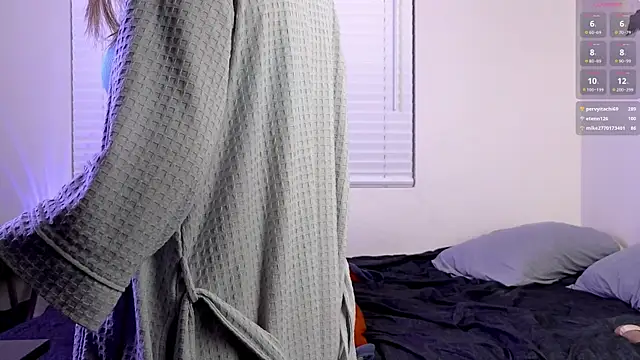 Snapshot of AriannaPena chatting on 02/12/25, 01:52 AriannaPena online show from 02/12/25, 01:52