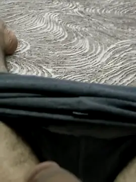 Snapshot of Siyahinci72 chatting on 09/30/25, 05:40 Siyahinci72 online show from 09/30/25, 05:40