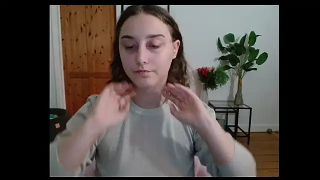 NaughtyRapunzel7 online show from 12/18/24, 12:18