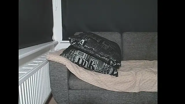 NaughtyRapunzel7 online show from 09/11/25, 09:59