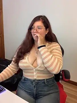 kayortiiz online show from 10/16/25, 01:39