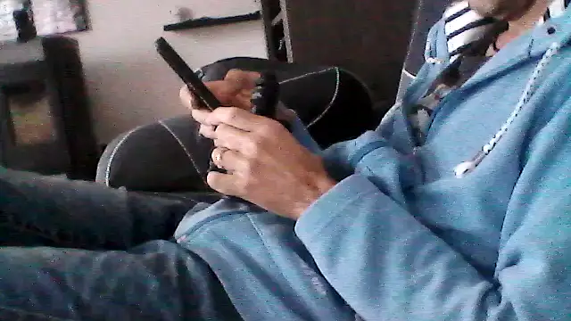 Snapshot of mickzizi chatting on 10/07/25, 08:00 mickzizi online show from 10/07/25, 08:00