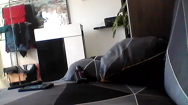 Snapshot of mickzizi chatting on 03/03/26, 08:53 mickzizi online show from 03/03/26, 08:53