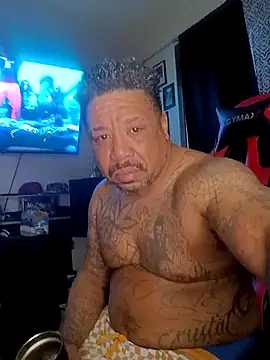 yellowwetfox online show from 12/28/24, 02:32