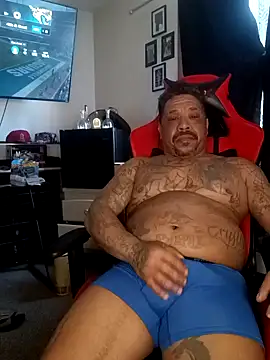 yellowwetfox online show from 12/28/24, 10:13