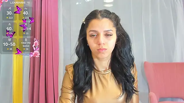 Snapshot of Sarabecker chatting on 02/28/26, 09:32 Sarabecker online show from 02/28/26, 09:32