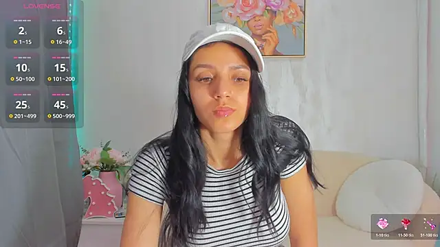 Snapshot of Sarabecker chatting on 06/14/26, 08:38 Sarabecker online show from 06/14/26, 08:38