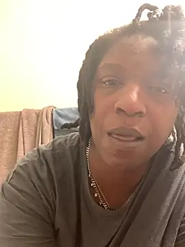 Snapshot of markquanna chatting on 05/24/26, 09:25 markquanna online show from 05/24/26, 09:25