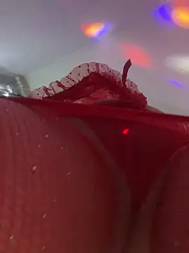 Snapshot of CrazzyChicks chatting on 01/02/25, 02:57 CrazzyChicks online show from 01/02/25, 02:57