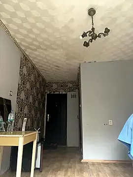 Snapshot of CrazzyChicks chatting on 09/14/25, 07:40 CrazzyChicks online show from 09/14/25, 07:40