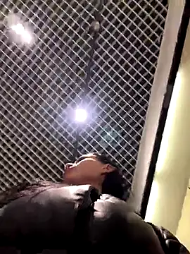 Snapshot of CrazzyChicks chatting on 11/05/25, 08:03 CrazzyChicks online show from 11/05/25, 08:03