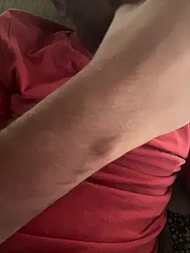 hotcuteguy xxx1 online show from 02/15/26, 11:41
