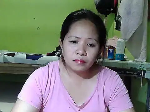 Snapshot of sweetlady_pinay chatting on 03/16/25, 04:20 sweetlady pinay online show from 03/16/25, 04:20