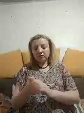 stefanyharper16 online show from 02/28/25, 07:46