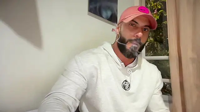 romeolovedark online show from 04/15/26, 02:18