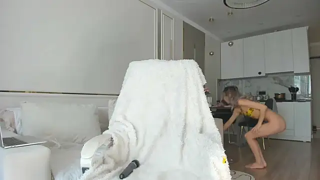 Pupasui02 online show from 12/05/25, 06:55