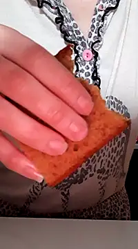 Moi Lina online show from 01/06/25, 01:52