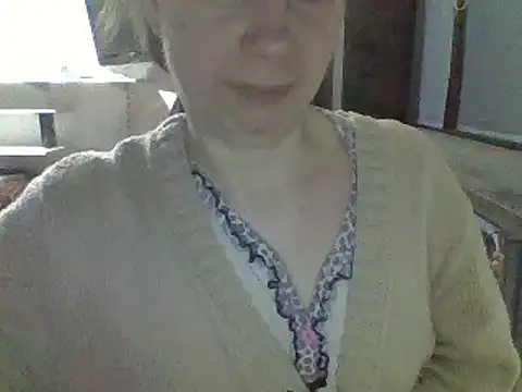 Moi Lina online show from 01/19/25, 11:00