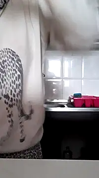 Moi Lina online show from 01/26/25, 01:58