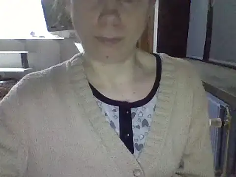 Moi Lina online show from 02/05/25, 09:29