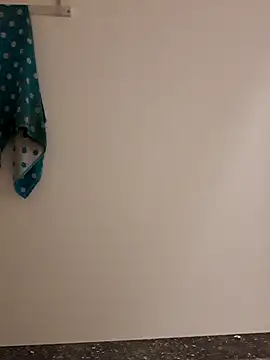 Moi Lina online show from 09/15/25, 11:43