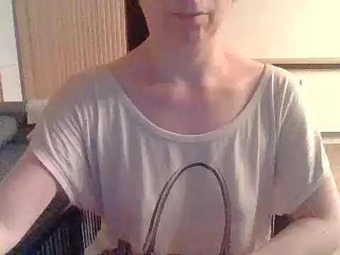 Moi Lina online show from 07/20/26, 12:14