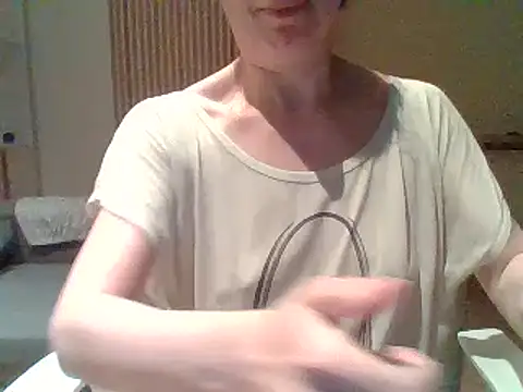 Moi Lina online show from 07/25/26, 11:13