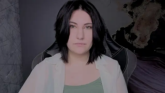 Snapshot of dj_eban_ chatting on 05/21/26, 01:45 dj eban online show from 05/21/26, 01:45