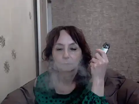 Snapshot of AnnieEltgant chatting on 05/30/26, 08:55 AnnieEltgant online show from 05/30/26, 08:55