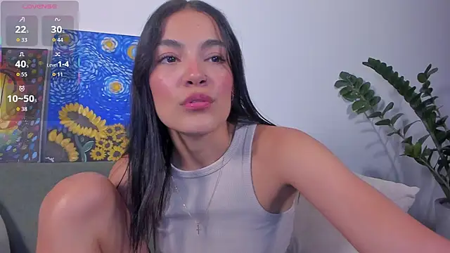 TIFFANYRUSSO online show from 03/03/26, 05:46