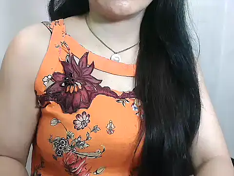 Snapshot of Chanchal--Navya chatting on 10/16/25, 12:00 Chanchal--Navya online show from 10/16/25, 12:00