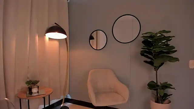 LiaPearce online show from 03/05/25, 02:34