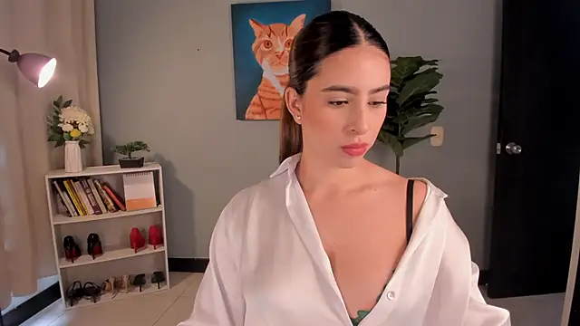 LiaPearce online show from 04/06/26, 01:12