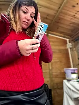 DaisyVibesss online show from 12/07/24, 10:01