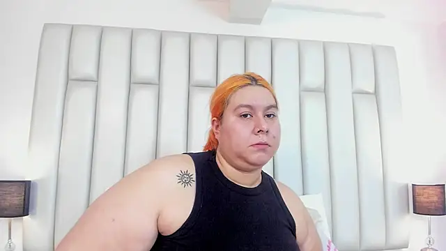 aandreaperez online show from 03/10/25, 11:42