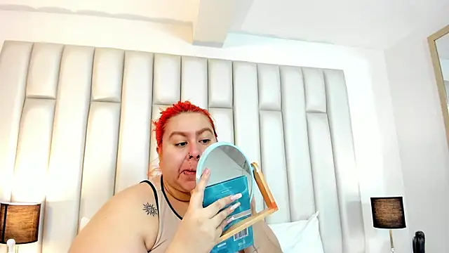 aandreaperez online show from 09/12/25, 11:32