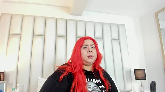 aandreaperez online show from 10/30/25, 11:33