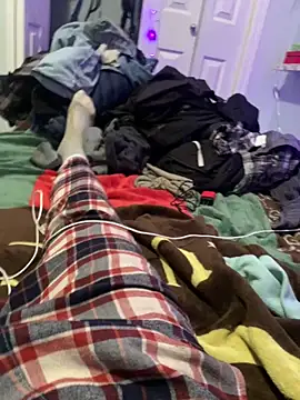 Hugetings online show from 04/12/26, 06:51