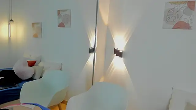 EmilySumer online show from 02/15/26, 04:31