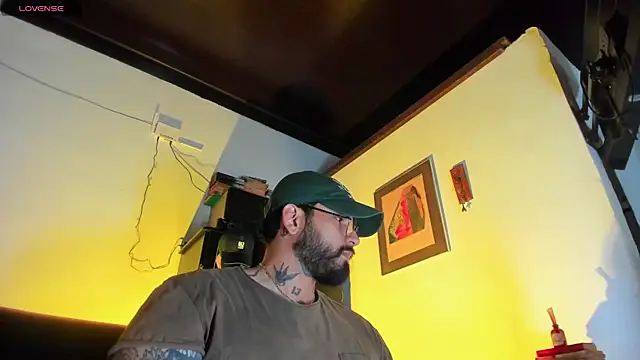 CamiloGray  online show from 12/14/25, 10:42