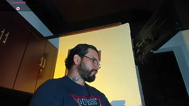 CamiloGray  online show from 03/04/26, 02:23