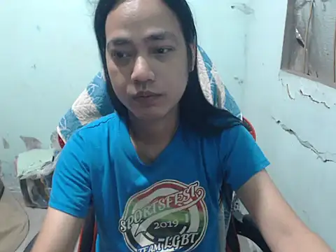 Snapshot of itsmacky4u chatting on 04/19/26, 04:50 itsmacky4u online show from 04/19/26, 04:50