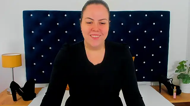 Snapshot of EvaLick chatting on 05/15/26, 06:42 EvaLick online show from 05/15/26, 06:42