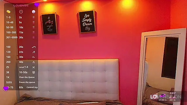 Snapshot of hornyhousekeeper_ chatting on 03/07/25, 12:45 hornyhousekeeper  online show from 03/07/25, 12:45